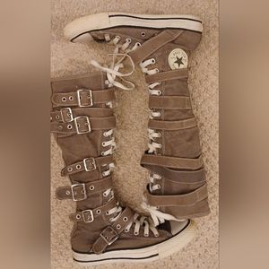RARE & DISCONTINUED Chuck Taylor gray knee high belted sneakers